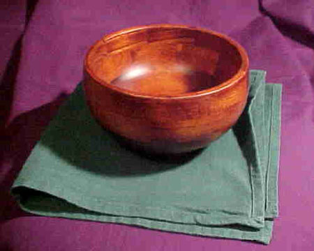 WOODEN-BOWL-AND-CLOTH